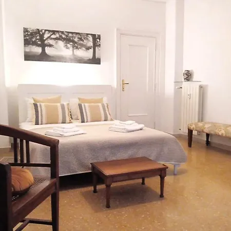A Casa Di Chloe - San Giovanni Apartment Rome